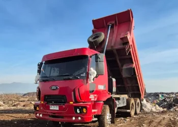 Rental-Aridos-Tolvas-02