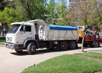 Rental-Aridos-Tolvas-04