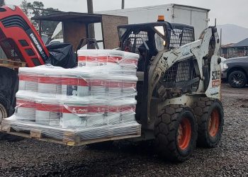 Rental-Aridos-VyA-MiniCargador-04