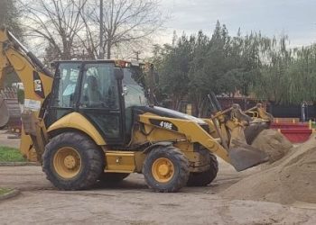 Rental-Aridos-retroexcavadoras